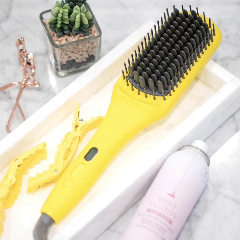 Drybar Brush Crush
